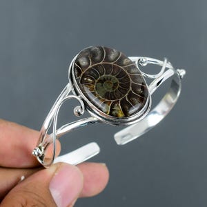 Bracciale rigido in fossile di ammonite, in argento sterling 925, regolabile, fatto a mano con pietre preziose, gioielli antichi, regali per la mamma