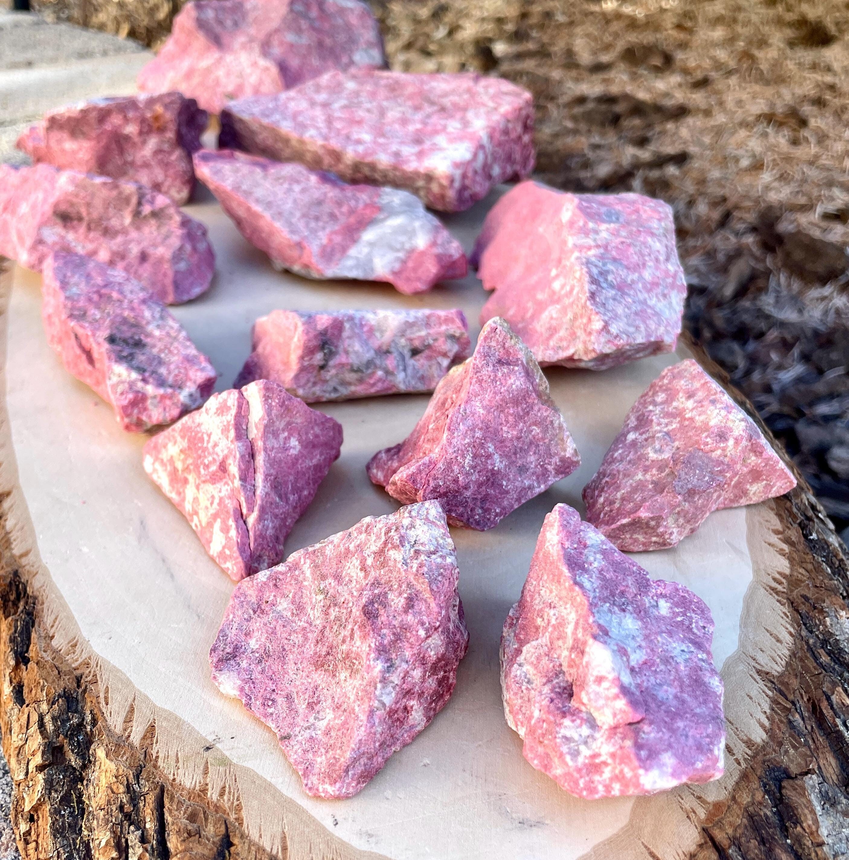 画材 Thulite genuine Lg RAW THULITE STONE Norway Gemstone, Choice, Natural Vibrant Pink