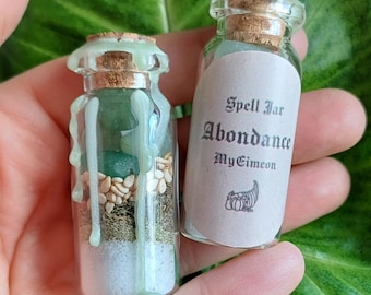 Prosperity and abundance spell - spell jar - witchcraft - esoteric altar