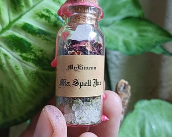 Love spell, love spell, spell jar witchcraft, esoteric altar.