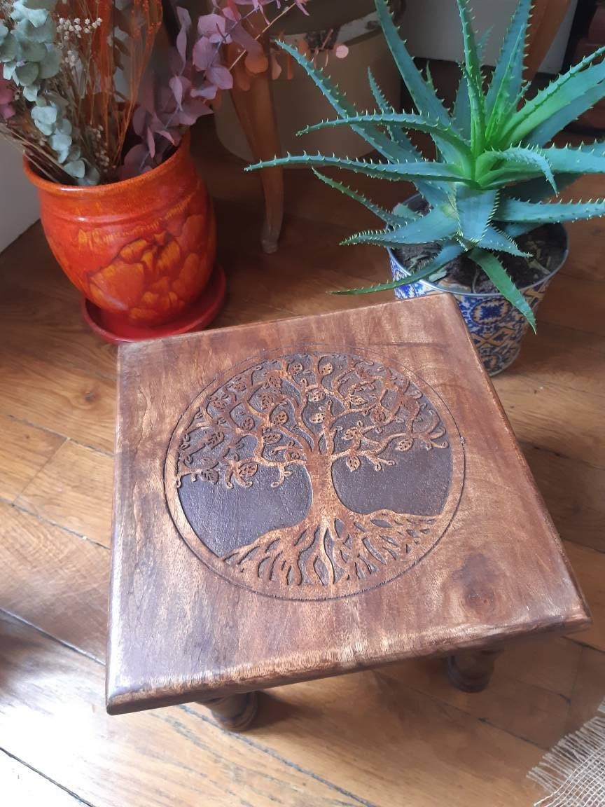 Table d'appoint en Bois Symbole Arbre de Vie .