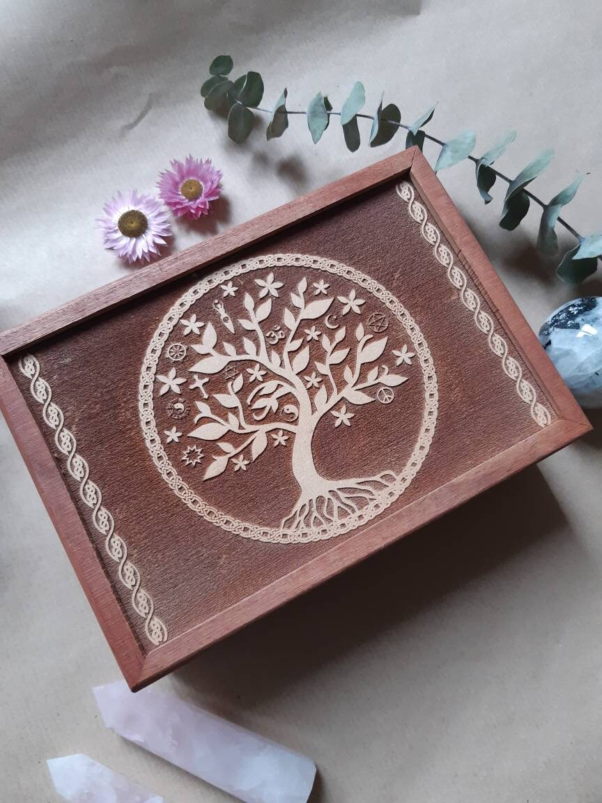 Boite à Tarots en Bois Motif Arbre de Vie.