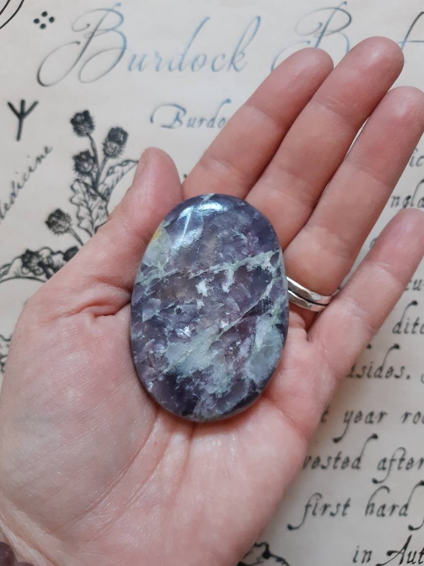Galet Lepidolite Pierre Naturelle Pour Lithothérapie , Chakras, Reiki .