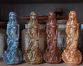 APHRODITE STATUE in plaster cast and hand painted.