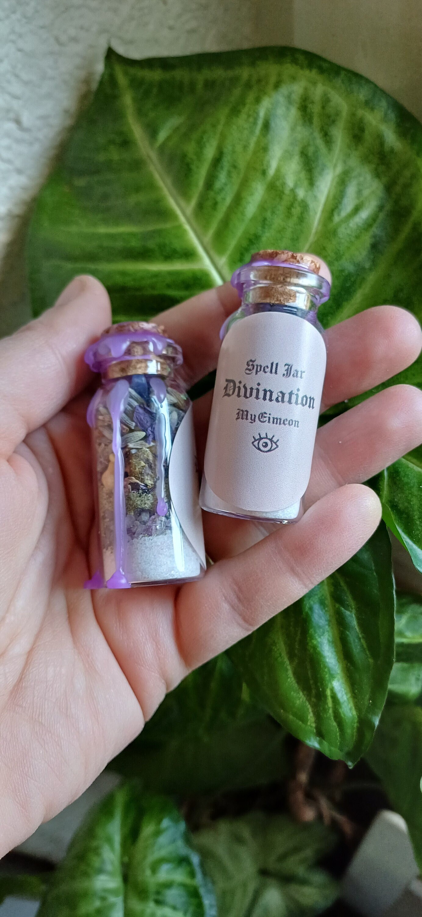 Divination spell - spell jar - witchcraft - esoteric altar