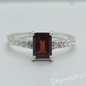 Natural Garnet Ring Handmade Silver Ring, Garnet Ring, Stylish Ring, Women&#39;s Ring, January’s Birthstone Gift for Her