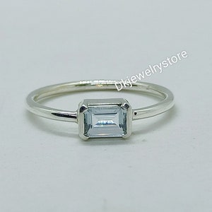 Dainty Aquamarine Ring, Aquamarine Gold Ring, Baguette Ring, Emerald Cut Aquamarine Ring, Promise Ring, Handmade Ring, Birthstone Ring