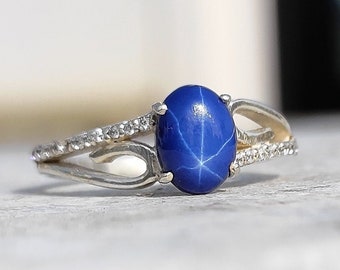 Blue Star Sapphire Ring, Star Sapphire Promise Ring, Rays Star Sapphire, 925 Sterling Silver, Star Gemstone, Lindy Star Sapphire