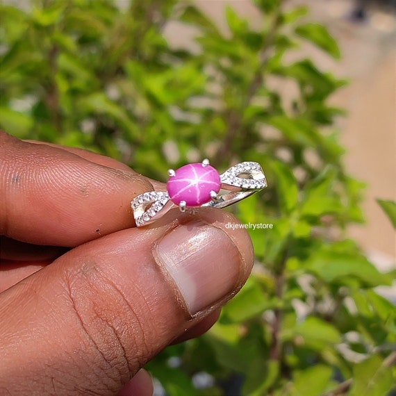 Vintage 14K Gold Rose Blossom Ring with Pink Linde Star Sapphire