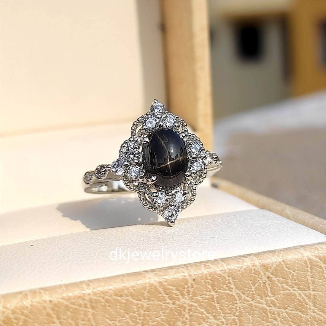 Vintage Black Star Ring, Black Star Ring, Star Gemstone
