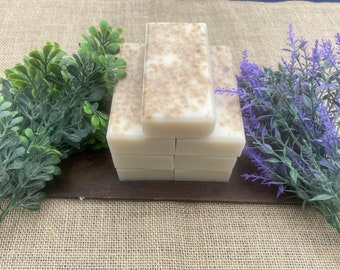 Jabón de avena y miel totalmente natural hecho a mano