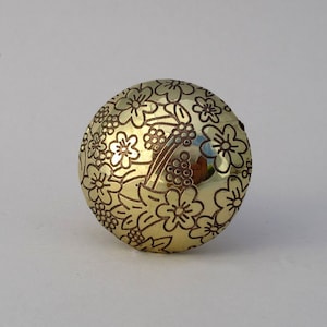 Drawer Pulls Drawer Knobs Cabinet Knobs and Pulls Dresser Knobs Unique Decorative gold brass - Gold Floral Knob