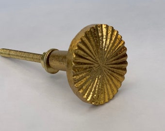 Gold Radial Dresser Knob – Modern Cabinet Hardware