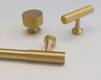 Fluted Brass Gold Cabinet Pulls and Drawer Handles, Brushed Gold  Finish, Drawer Handles, Solid Metal,  Classic Drawer Pull Handles