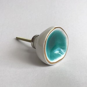 Sea Glass Knob - Turquoise - Unique Cabinet Pulls,  Beautiful Cupboard Knobs, Decorative Knobs, Dresser Knobs, Drawer Pulls, Knobs and Pulls