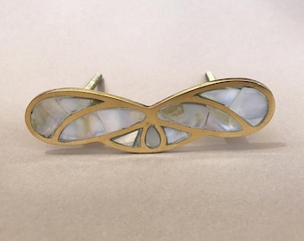Butterfly Shell Handle - Mother of Pearl Dresser Pull, Drawer Knob, Dresser Knob, Cabinet Knobs and Pulls, Unique Decorative Pull Handles