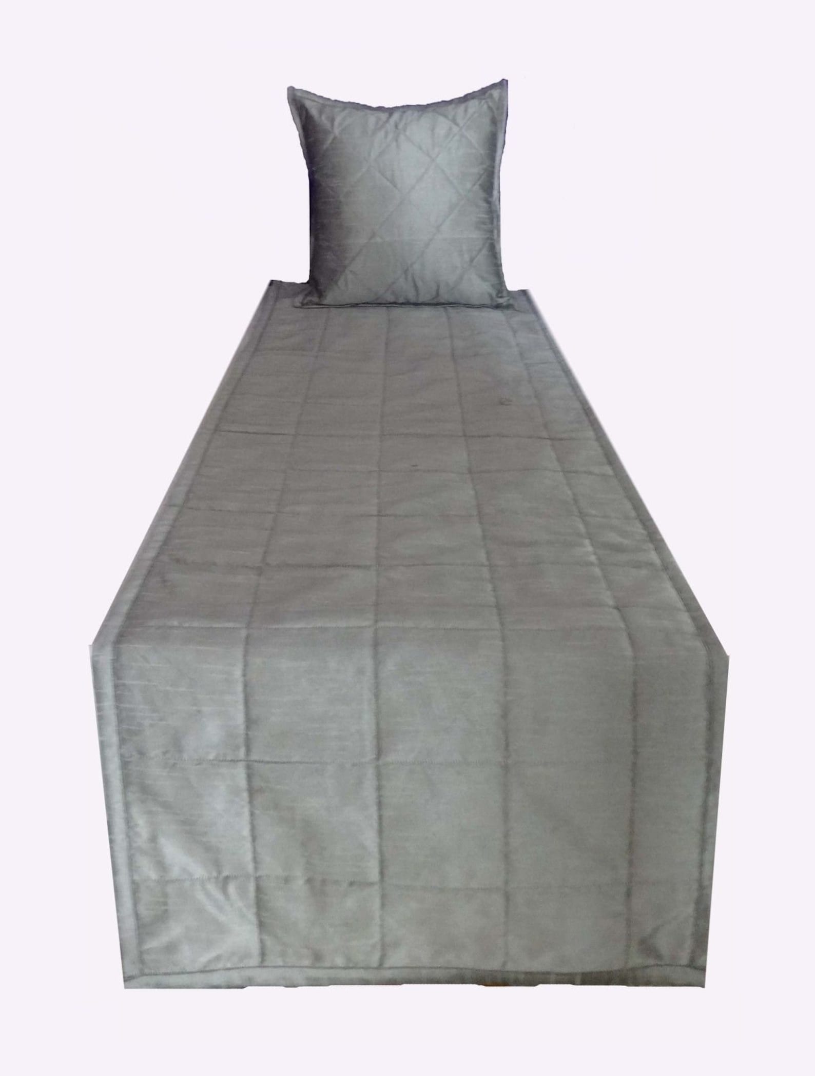 Gray Bed Runner Quilted Polyester With Coordinated Cushion Etsy