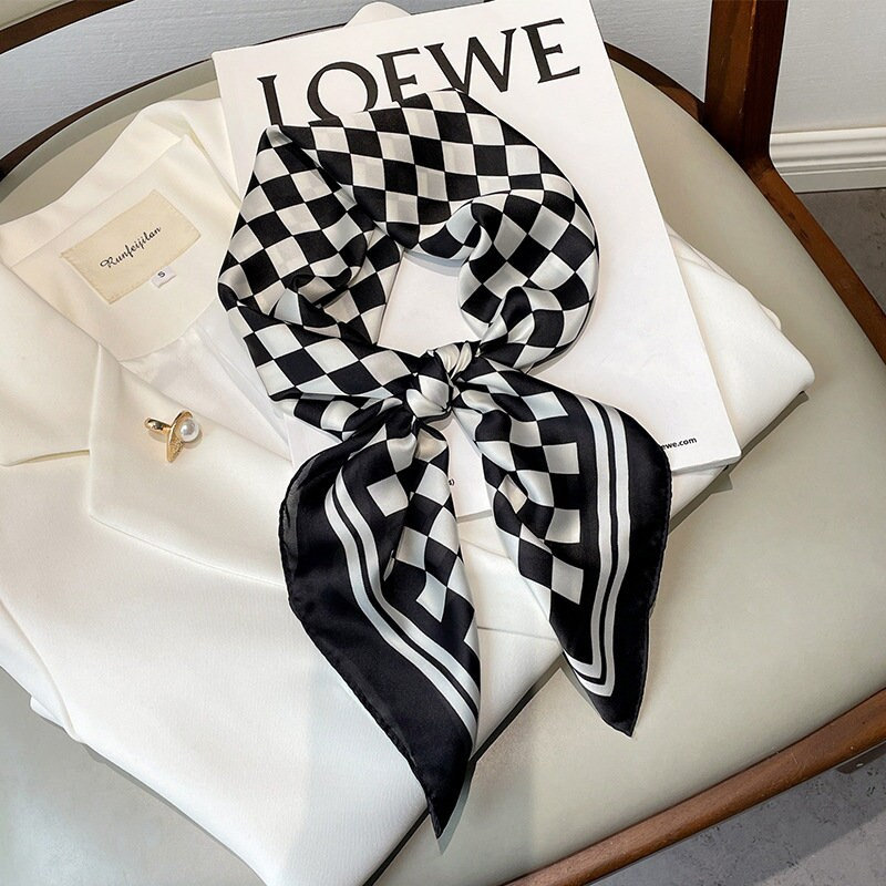 Checkered neck deals scarf