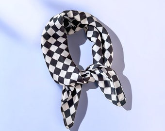 Square Check/Grid/Gingham Print Silky Satin Head Neck Scarf