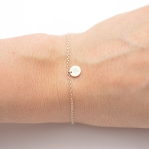 Armband mit personalisiertem Anhänger 925 Sterling Silber / Charm Plättchen / Initialen Buchstabe Zeichen