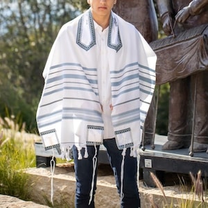 The Peace Tallit in Blue & White Modern Tallit, Chuppah Tallit, Bar ...