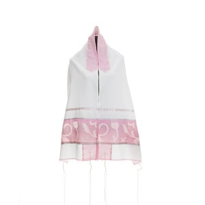 Personalisierte Blumen Rosa Papierschnitt Seide Tallit für Frau, Seiden Tallis für Fledermaus Mitzwa, handgefertigt in Israel Tallit Set mit Tasche und Kippah