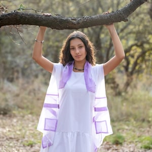 Sheer Tallit, Personalized Lilac Paisley Jewish Prayer Shawl for Woman, Woman Tzitzit, Handmade in Israel  Bat Mitzvah Tallis