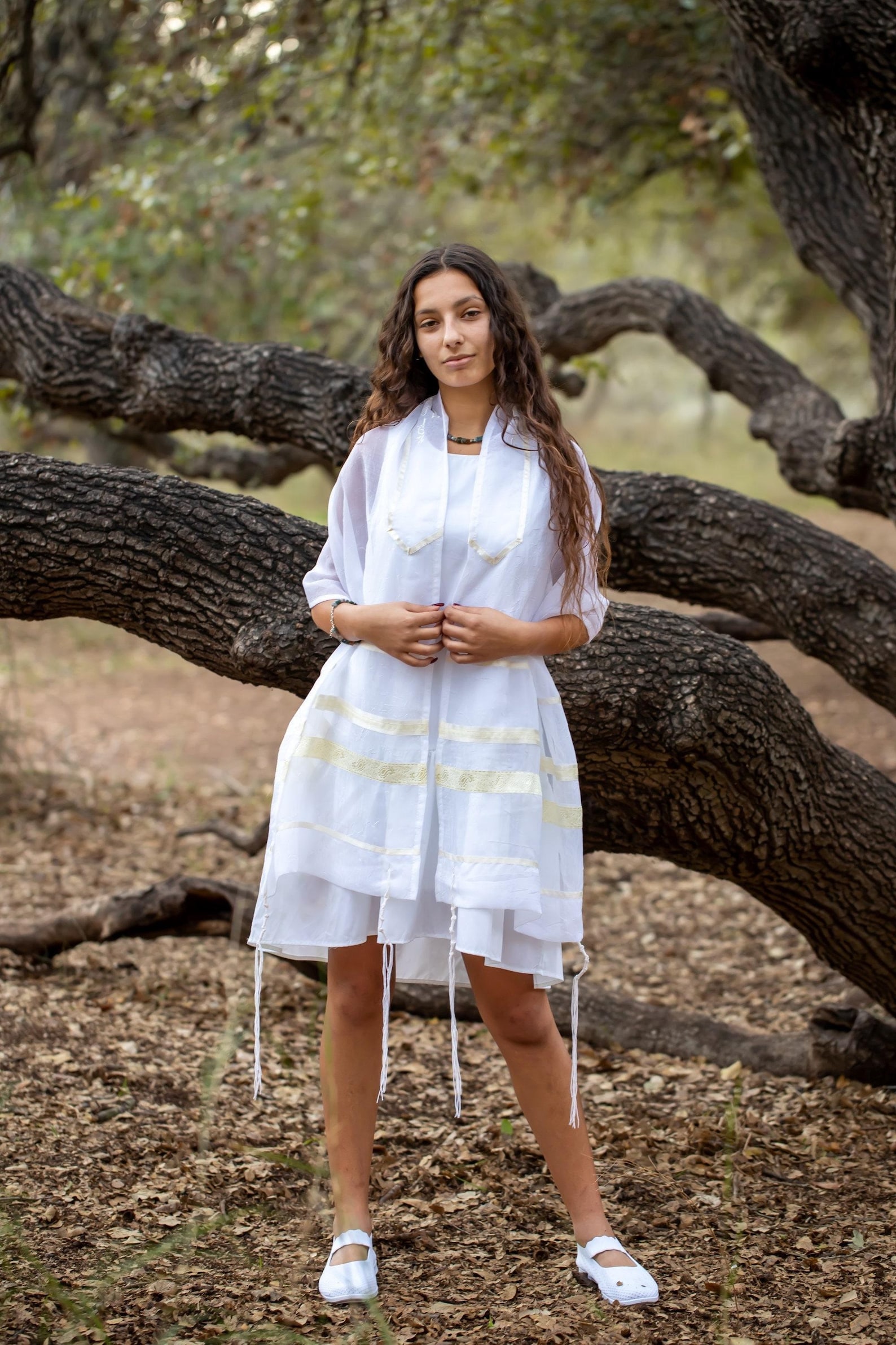 Personalized Tallit For Women, cream color Paisley Talit, Handmade in Israel Bat Mitzvah Tallis Set with Matching Bag and Kippah