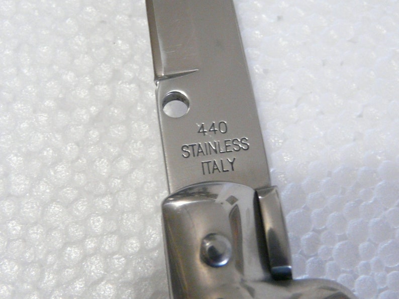 Vintage folding knife stiletto 440 Stainless Italy image 3