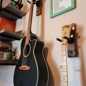 one guitar hanger