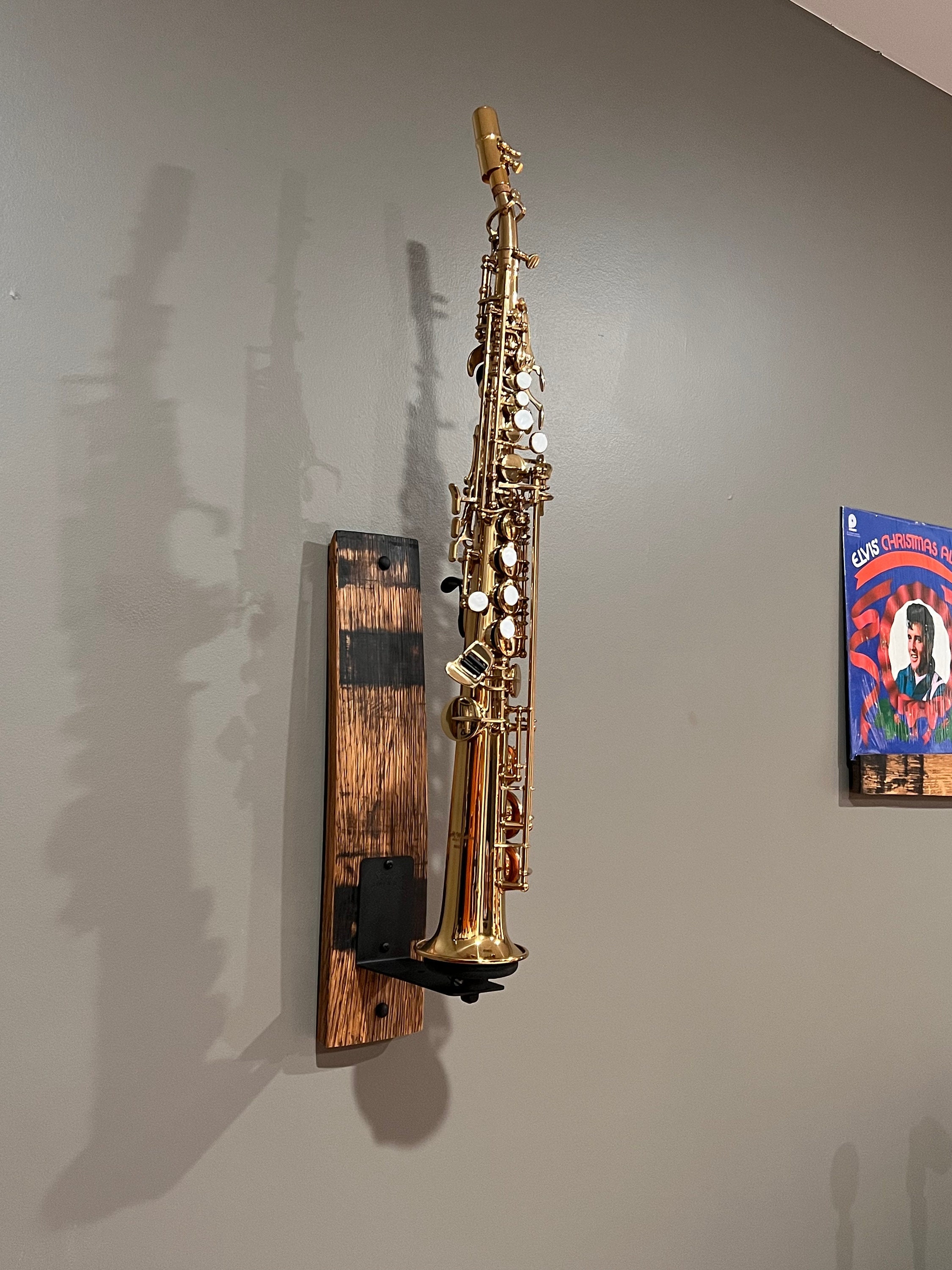 Soprano Saxophone Wall Mount Holder - Black Iron Sax Wall Hanger For Studio Or Home