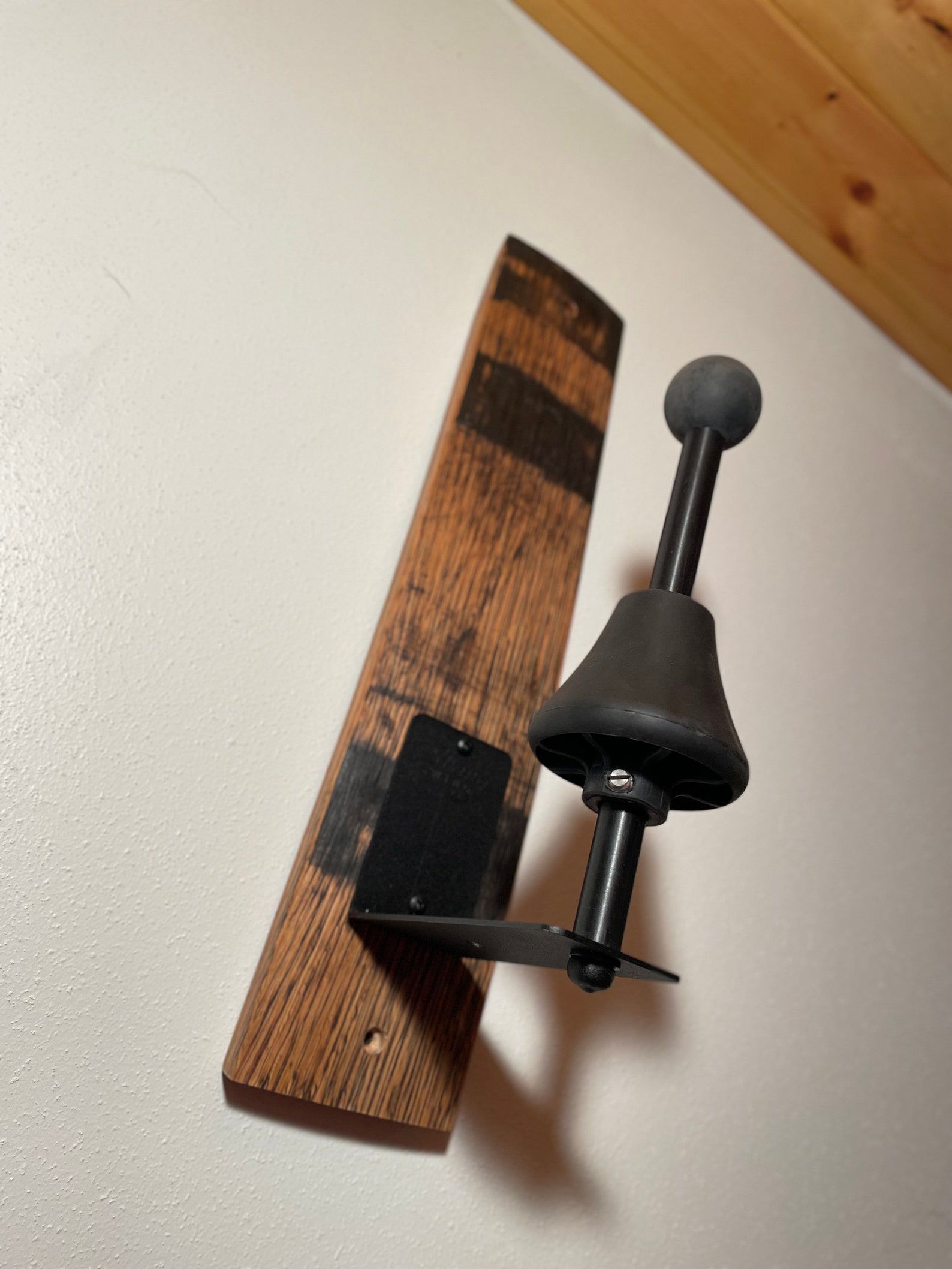 Whiskey Barrel Stave Saxophone Wall Mount Saxophone Hanger Soprano