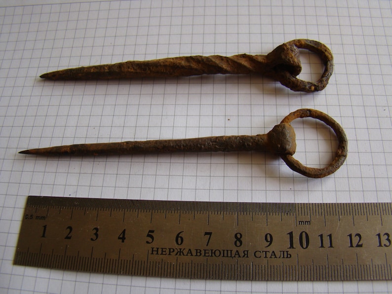 Two Vikings single-toothed hiking fork 2