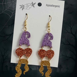 Orecchini pendenti Sanderson Halloween Witch Sister - 1,75&quot; - Acrilico glitterato ipoallergenico - Gioielli per Halloween e autunno