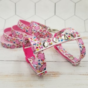 Cute ferret harness, ferret leash, kitten harness, adjustable baby harness. Unicorns.