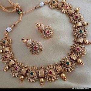 Antikes Finish Vergoldetes Bollywood Fashion Traditionelles Schmuckset
