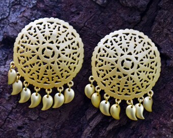 Ravishing Gold Plated Matt Finish Antique Bollywood Fashion Designer earrings Gift