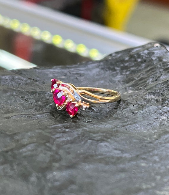 10kt White & Yellow Gold Pink Heart Sapphire Ring - image 4