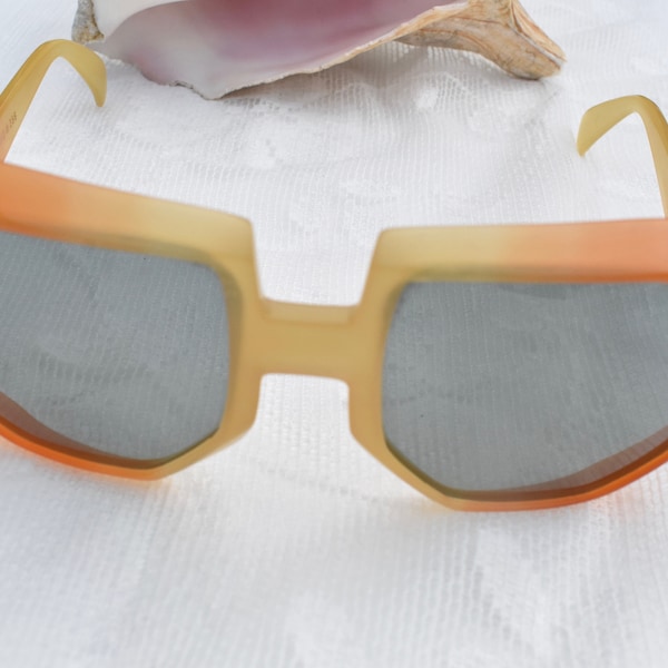 Vintage 1960s Cool Ray Polaroid Orange Cream Oversized Sunglasses #236