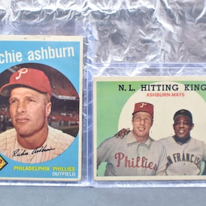 1959 Topps # 317 Terre-Neuve-et-Labrador Carte de baseball Frapper les Kings Mays/Ashburn & Richie Ashburn Phillies #300
