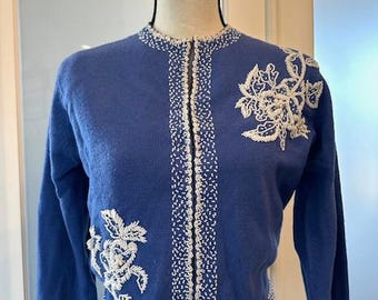 Suéter vintage de cuentas de los años 50 de George Sweaters de Hong Kong