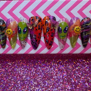 Lisa who set….. inspired Lisa Frank nails