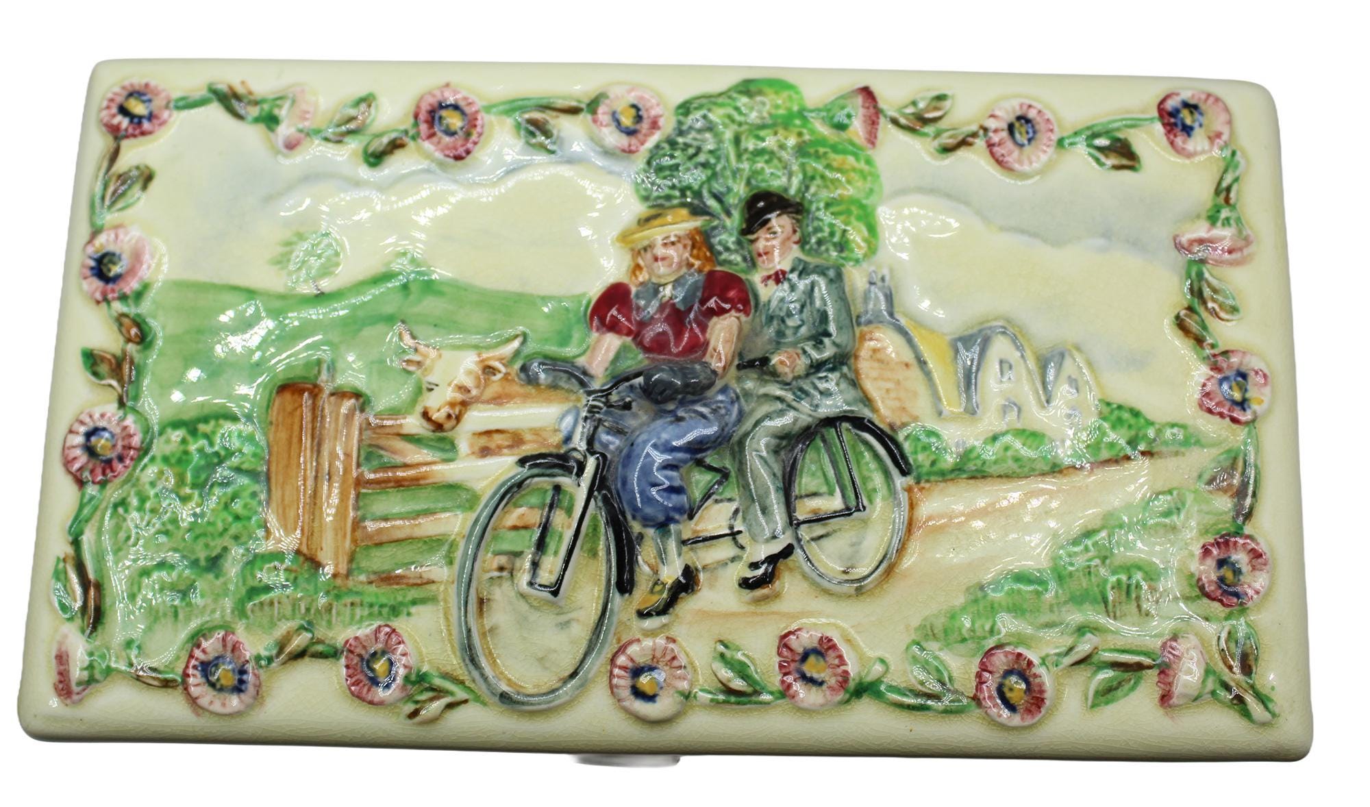 Crown Devon Daisy Bell Ceramic Cigarette Box, Vintage 1930s