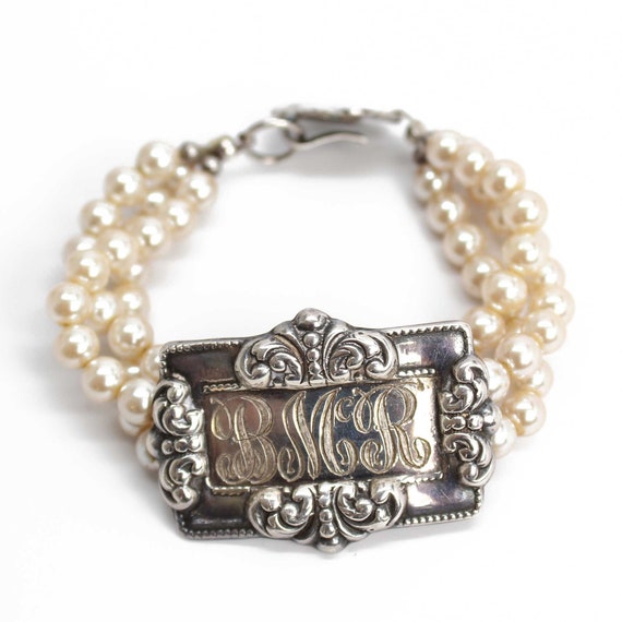 Vintage Monogrammed Faux Pearl Bracelet 7" Long, Pearl Wedding Estate Jewelry