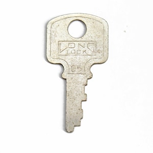 Long Lock C5 Key, Trunk Steamer Key, One Antique Luggage Key