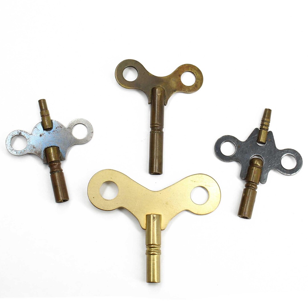 Vintage Bronze Clock Winding Keys: Antique Steampunk Supplies, Set of 4 ...