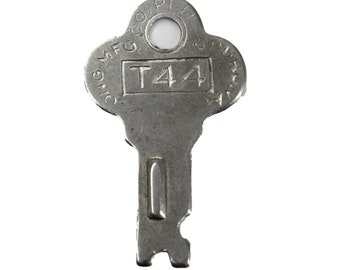 Metal CAT Caterpillar Heavy Equipment Ignition Key - Replaces 5P-8500 - Made In USA