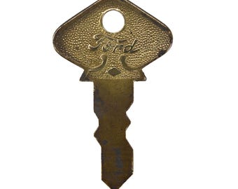 Antique Ford Model T Key #65, Script Logo Antique Collectible Automotive Memorabilia