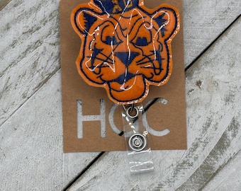 College Tiger inspirierter versenkbarer Ausweishalter