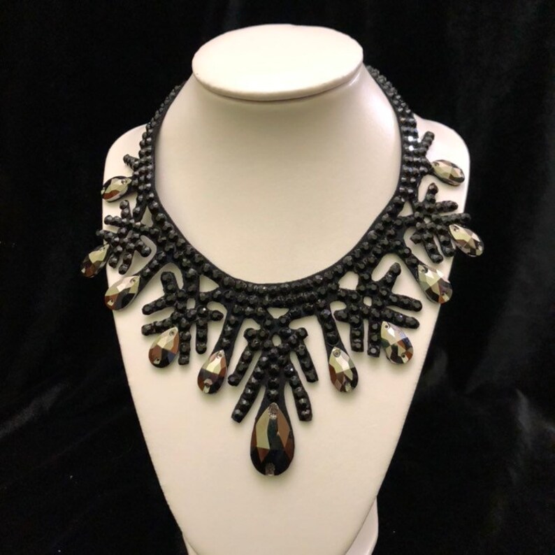 Collier En Jais à Facettes Et Strass - Fin XIXe Siècle, Occasion Bon état